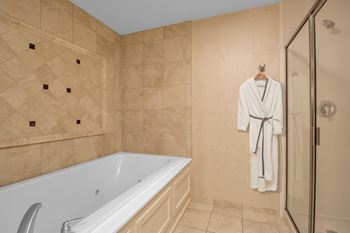 Tub, shower & whirlpool (select units)